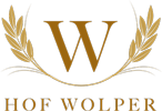 HOF WOLPER – Generationenstarker Hofladen auf der Einbecker Straße in Salzderhelden. Logo